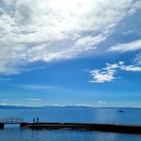 Aurora Maris Near Opatija * ماتولي